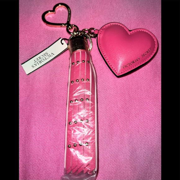 💗NWT VICTORIA’S SECRET STUDDED TASSLE KEYCHAIN💗 - Picture 2 of 6